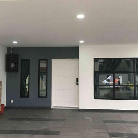 22Pax :Taman Pelangi Party House Nearby Midvelly Villa Johor Bahru Luaran gambar