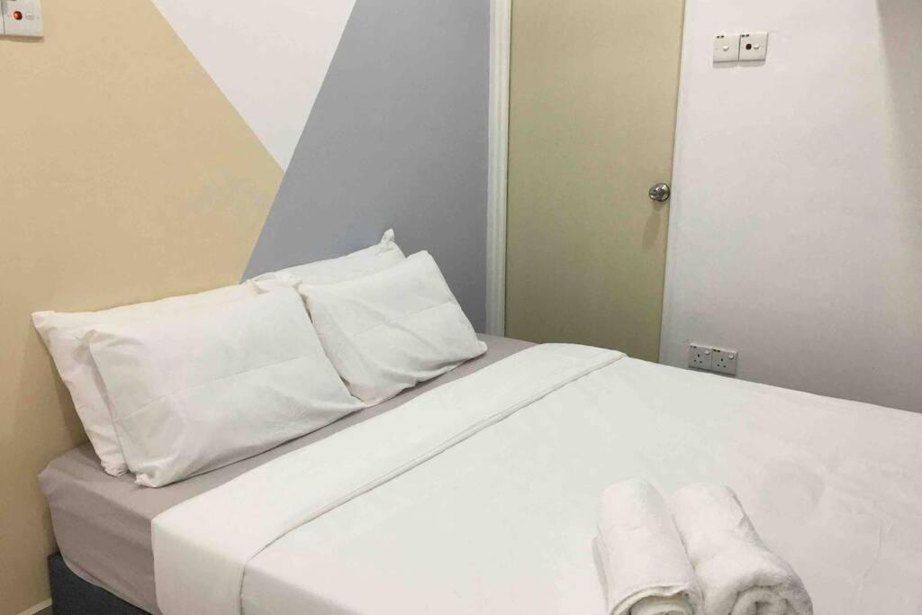 22Pax :Taman Pelangi Party House Nearby Midvelly Villa Johor Bahru Luaran gambar