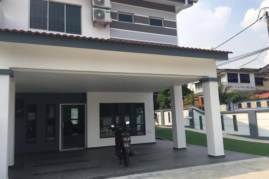 22Pax :Taman Pelangi Party House Nearby Midvelly Villa Johor Bahru Luaran gambar
