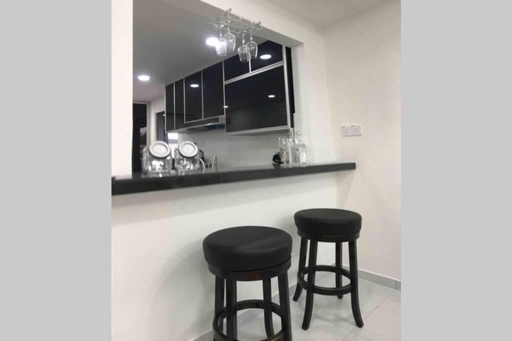 22Pax :Taman Pelangi Party House Nearby Midvelly Villa Johor Bahru Luaran gambar
